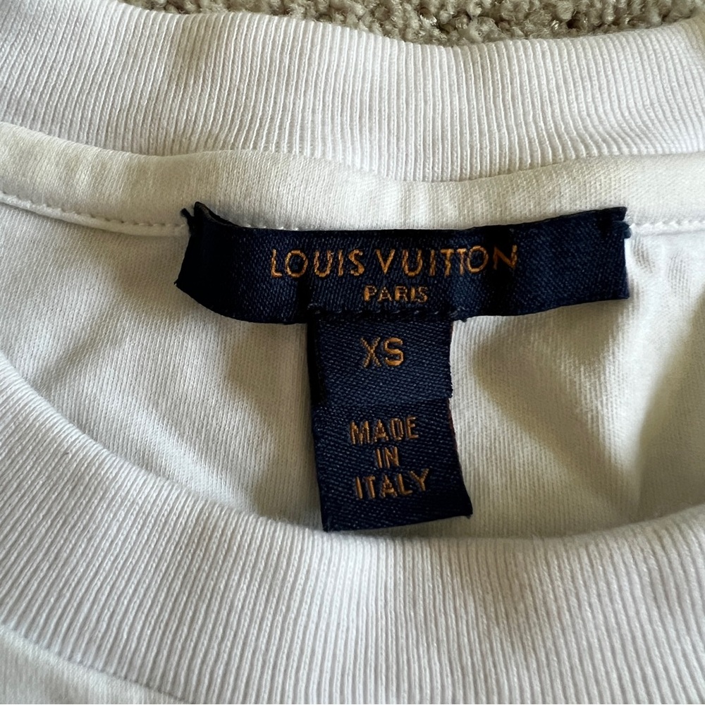 Louis Vuitton White Graphic Short Sleeve Tee - Picture 4 of 14